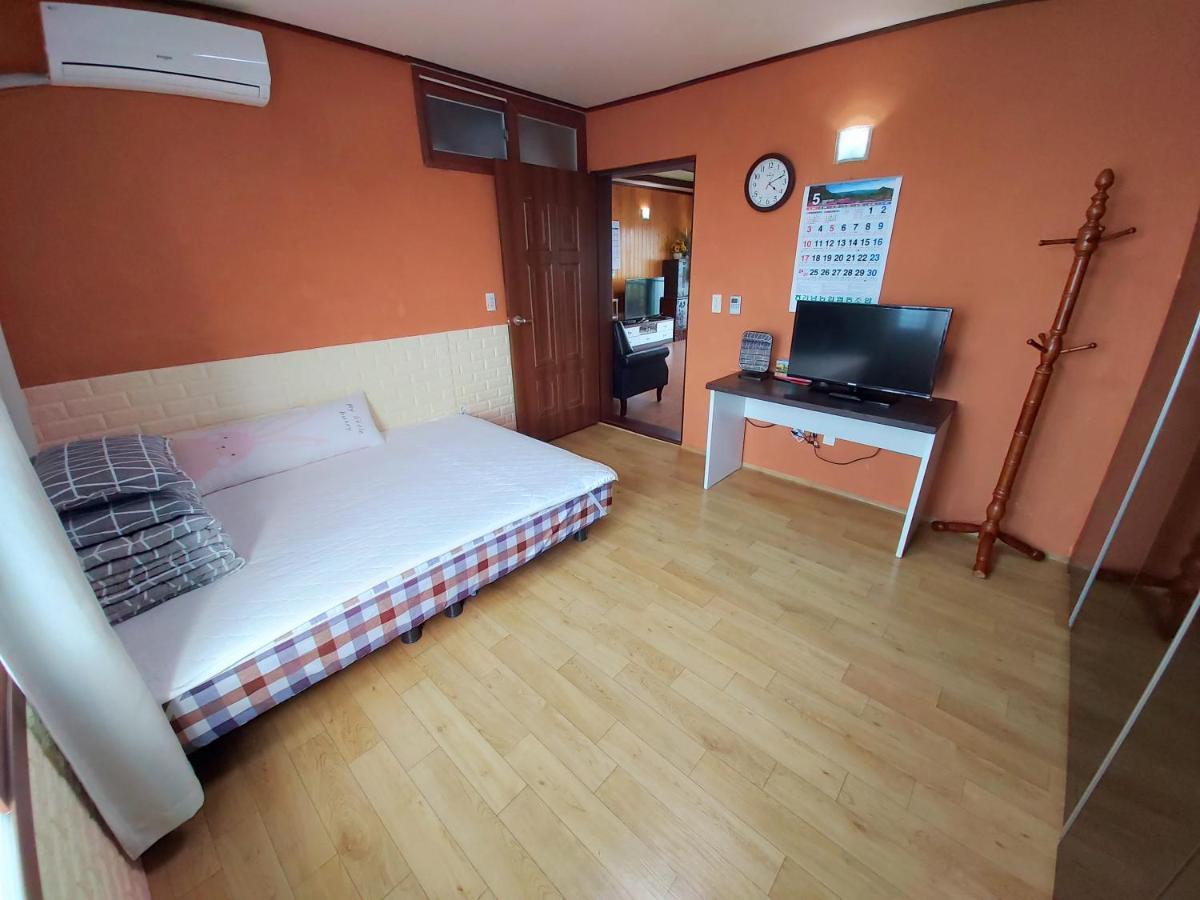 Hotel Feeling Good House à Jeju Extérieur photo
