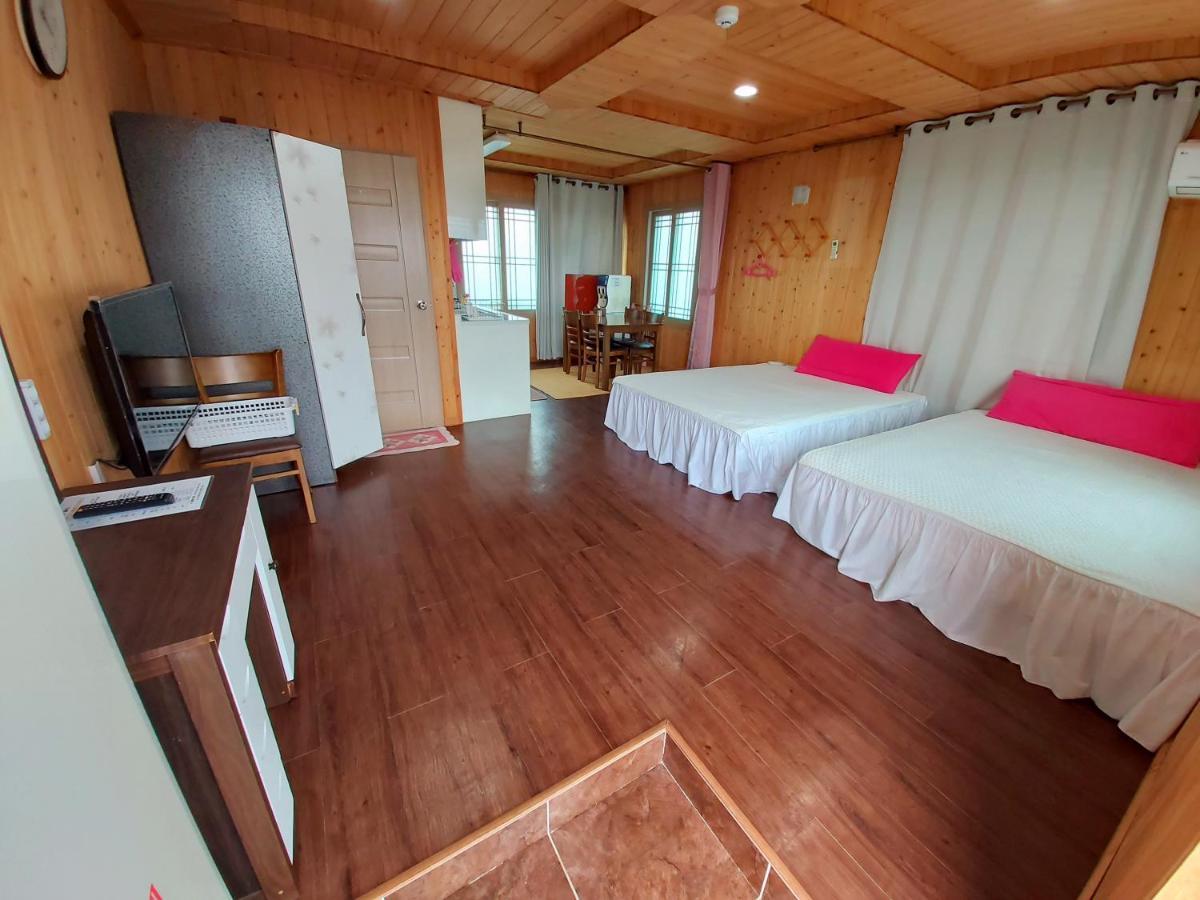 Hotel Feeling Good House à Jeju Extérieur photo