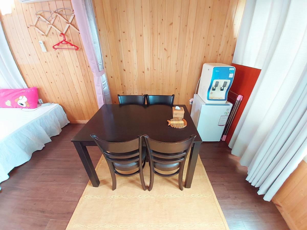 Hotel Feeling Good House à Jeju Extérieur photo