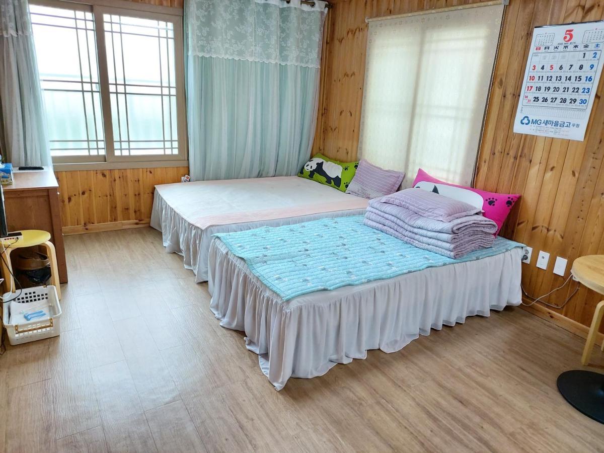 Hotel Feeling Good House à Jeju Extérieur photo